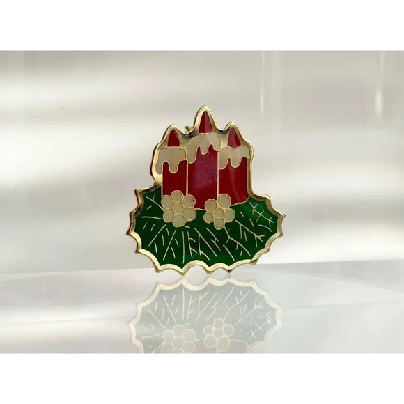 Gold Toned Triple Holiday Candle w/ Mistletoe Vintage Christmas Brooch Lapel Pin - Picture 2 of 5
